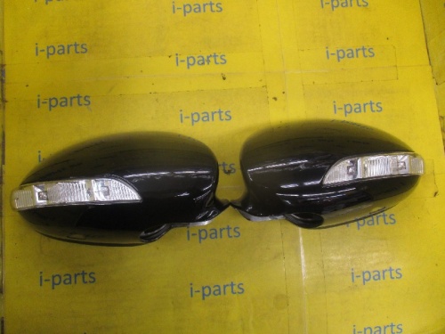 Mercedes Benz - CLS (W219 early model) genuine door mirror cover left and right