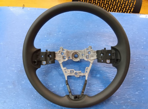 Daihatsu - Atrai (S700V) genuine steering wheel