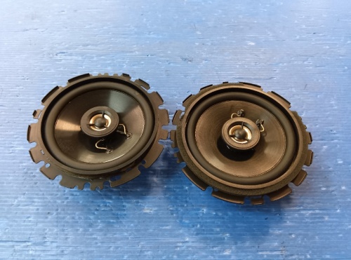 Autobacs - 2-way coaxial speaker (VSP-16)