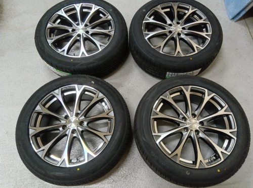 Cosmic - Undriven Legato / New 19-inch tires, set of 4