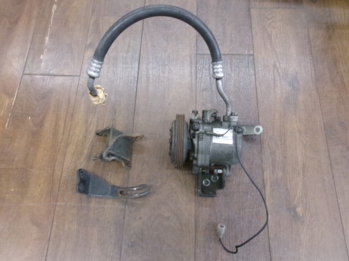 Suzuki - Jimny (JA11) Genuine Air Conditioning Compressor