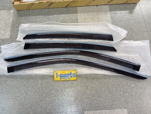 Toyota - Unused! Crown genuine side visor set for 1 car