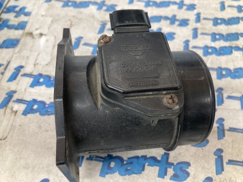 Nissan - Junk! E50 Elgrand genuine air flow meter