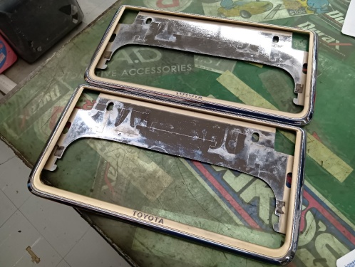 Toyota - Used! Toyota Genuine License Plate Frame (Prestige)