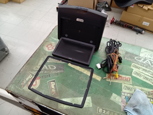Alpine - Out of stock! Flip-down monitor (RSA10S-L)