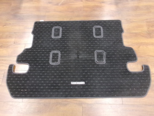 Toyota - Used genuine luggage mat for 200 series Land Cruiser