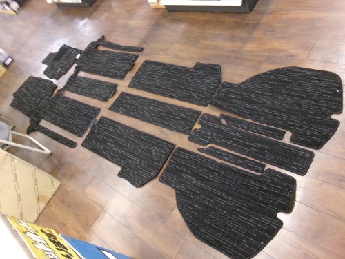 Toyota - Unused! Genuine floor mats for Vellfire (30 series)