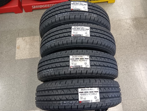Yokohama - Four unused RY55 (195/80R15LT) tires