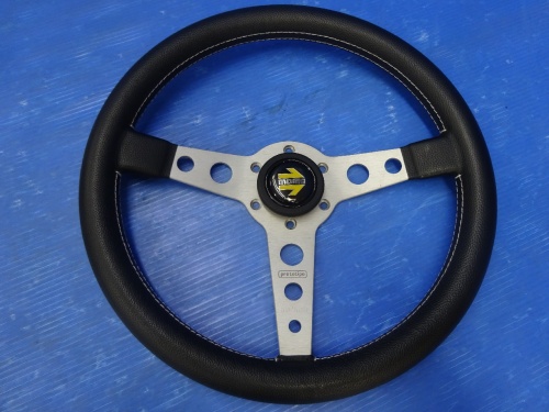 Momo - MOMO steering wheel (PROTOTIPO)