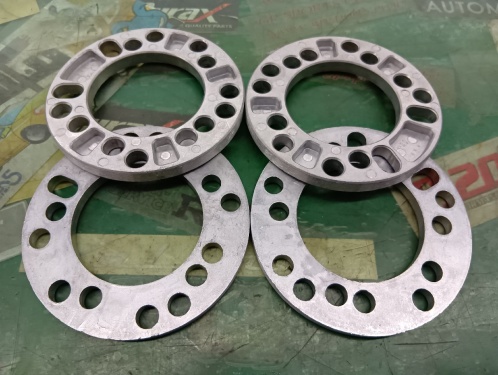 HKB Sports - Used! Set of 4 wheel spacers (10mm)