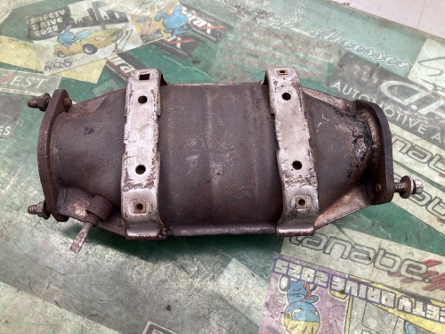 Unknown - Nissan Motor Co., Ltd. - Used! 180SX (SR20) genuine catalyst