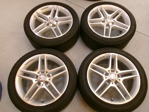 Mercedes Benz - Mercedes-Benz C-Class (W204) Genuine / YH 17-inch wheels (set of 4)