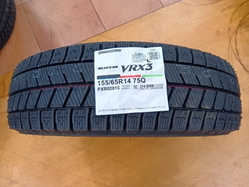 Bridgestone - Brand new VRX3 studded tires (155/65R14) - Nengun