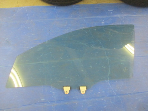 Mazda - Demio genuine door glass (passenger side only)