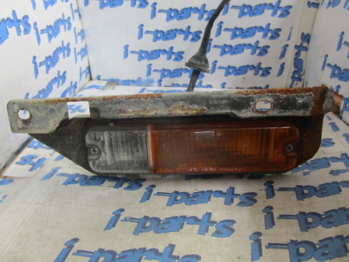 ISUZU - Junk! 117 Coupe genuine front turn signal right only