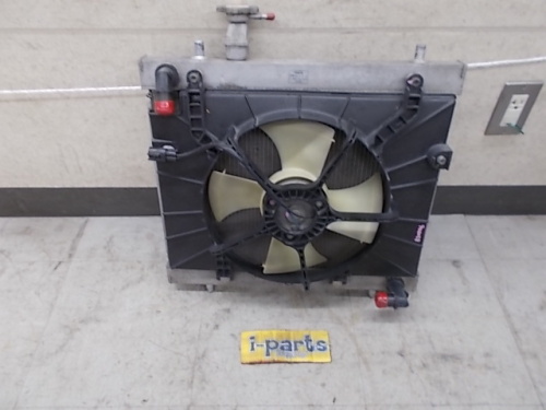 Suzuki - Used! Genuine radiator fan for EVERY (DA64W)